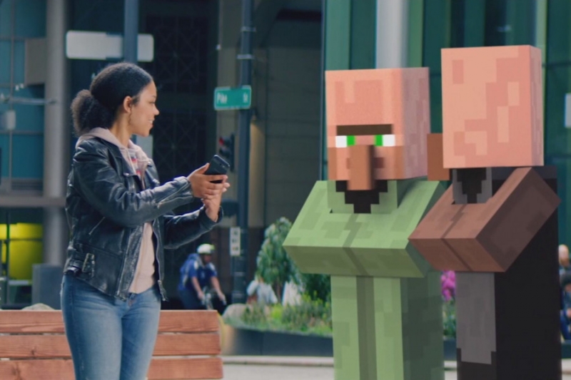 Microsoft запустит мобильную игру Minecraft в дополненной реальности
