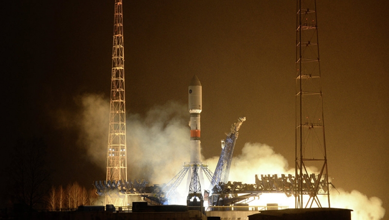 ВКС взяли на сопровождение ракету со спутником "Глонасс-М"