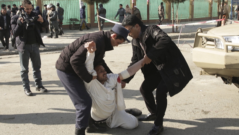 При ударе афганских ВВС по школе в провинции Кундуз погибли десятки человек