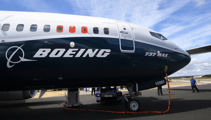 Fitch снизило рейтинг Boeing на две ступени