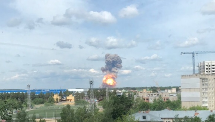 Появилось видео мощного взрыва в Дзержинске
