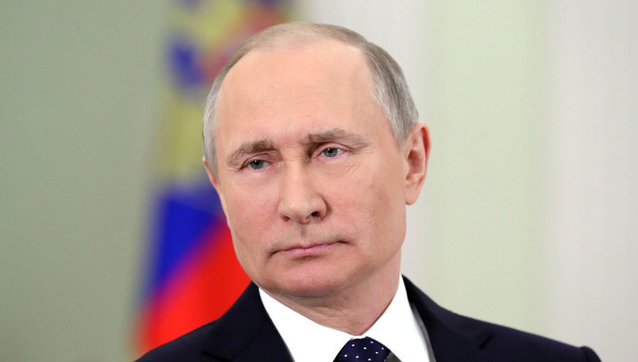 Путин дал кабмину и Минобороны поручения в связи с коронавирусом