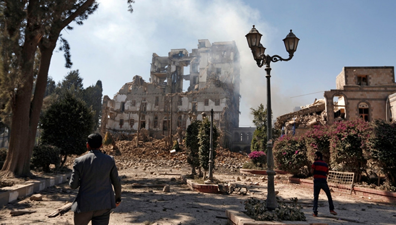 Арабская коалиция сообщила об эвакуации гуманитарных миссий из Йемена