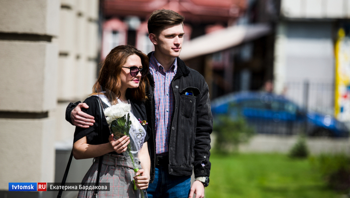 В Томске всех выпускников впервые соберут на общегородской бал