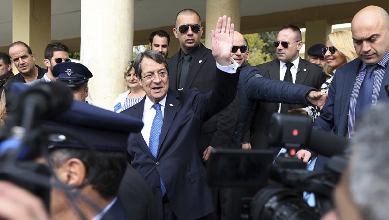 По данным exit poll, на выборах президента Кипра побеждает Анастасиадис