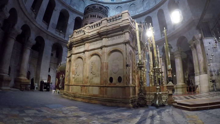 Храм Гроба Господня в Иерусалиме остался закрытым