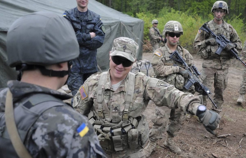 "Этому нас научили в НАТО". Как воюет украинская армия