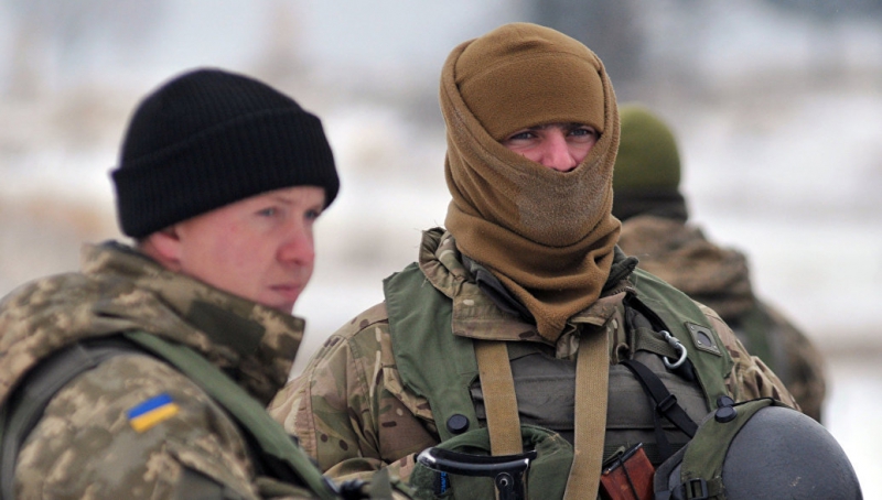 За время операции в Донбассе более 500 украинских силовиков покончили с собой
