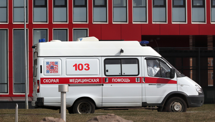 В Коммунарку за сутки госпитализировали 27 человек с коронавирусом