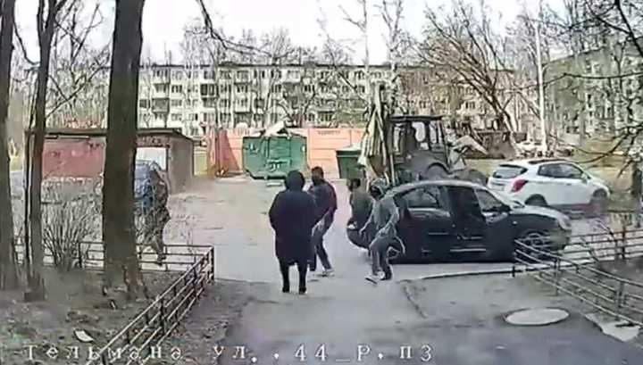 Повторное похищение невесты женихом в Петербурге попало на видео