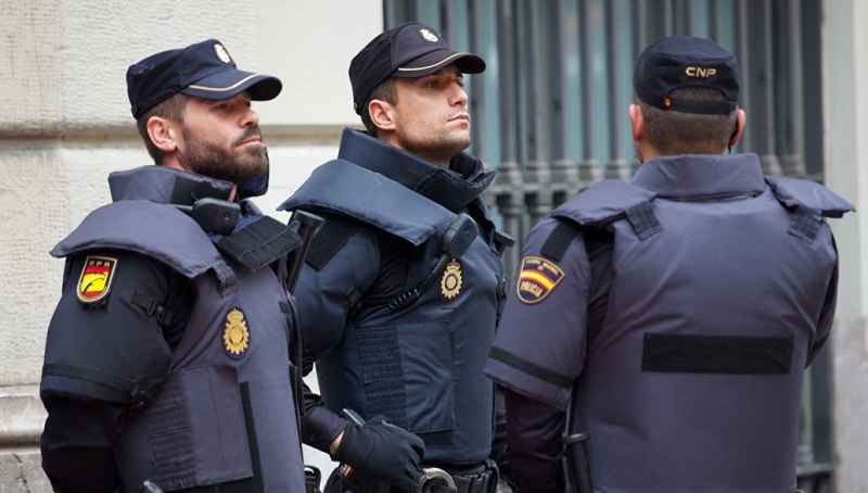 Испанская полиция изъяла 12 тонн гашиша с рыболовного судна