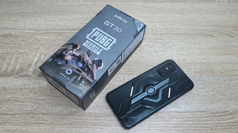Распаковка смартфона Infinix GT 30