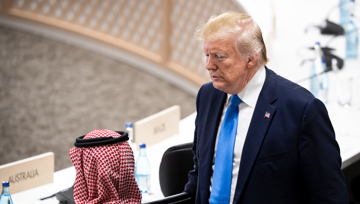 Саудовская Аравия обвалила цены на нефть в США