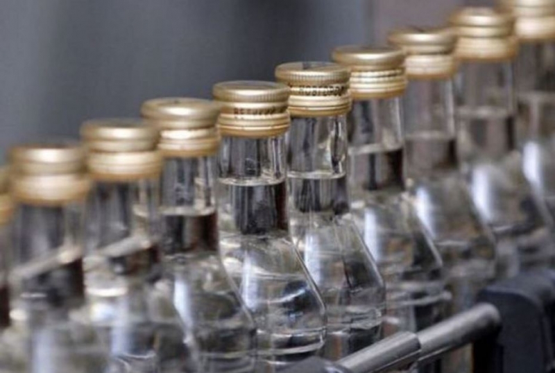 В Лимассоле предъявлено обвинение кассиру супермаркета за продажу водки 13-летней россиянке