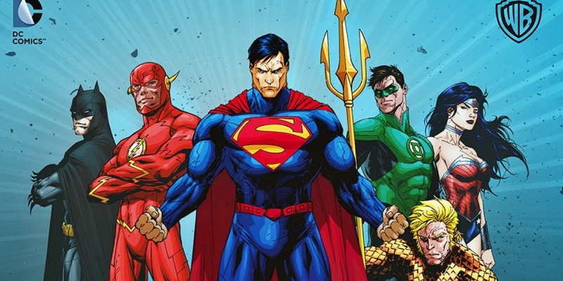 DC Comics выпускает команду супергероев для девочек: фигурки супергероинь