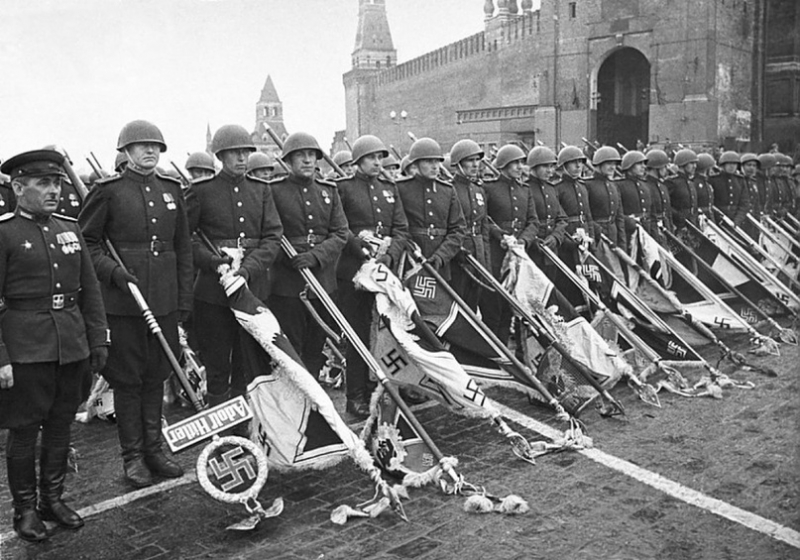 Парад Победы 1945 года. Удивительные факты о которых забыли с годами