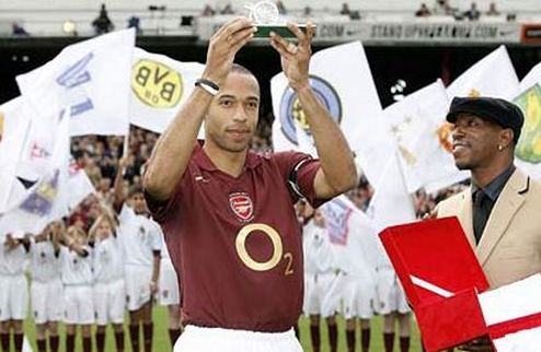 18 октября 2005-го года французский форвард установил клубный рекорд Арсенала.
