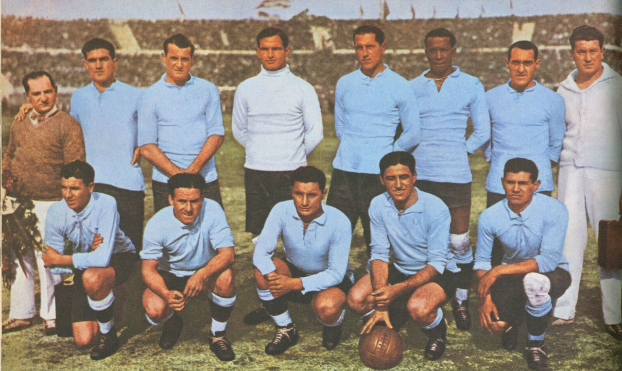 Первые чемпионы мира - сборная Уругвая. 1930 год