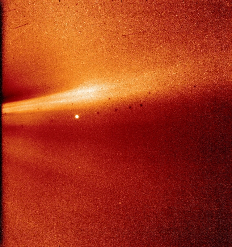 «Паркер» прислал первый снимок изнутри солнечной атмосферы