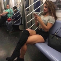 25 девушек, которые не слышали о комплексах и живу...