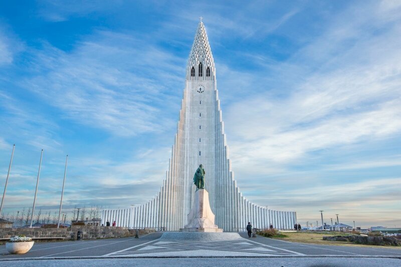 Исландия принимает декларацию: все религии являются оружием массового поражения