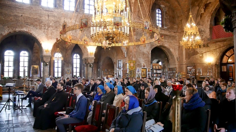 В Бресте архиереи УПЦ молитвенно почтили 370-летие кончины святого Афанасия