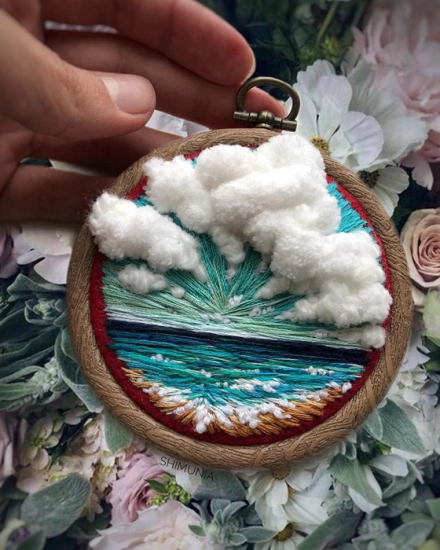 Удивительные текстильные облака в вышивке