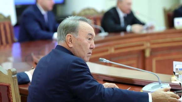 Назарбаев выразил обеспокоенность из-за разногласий РФ и США