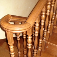 Поворотная деревянная лестница на 180 гр. ТМ РАдеРА