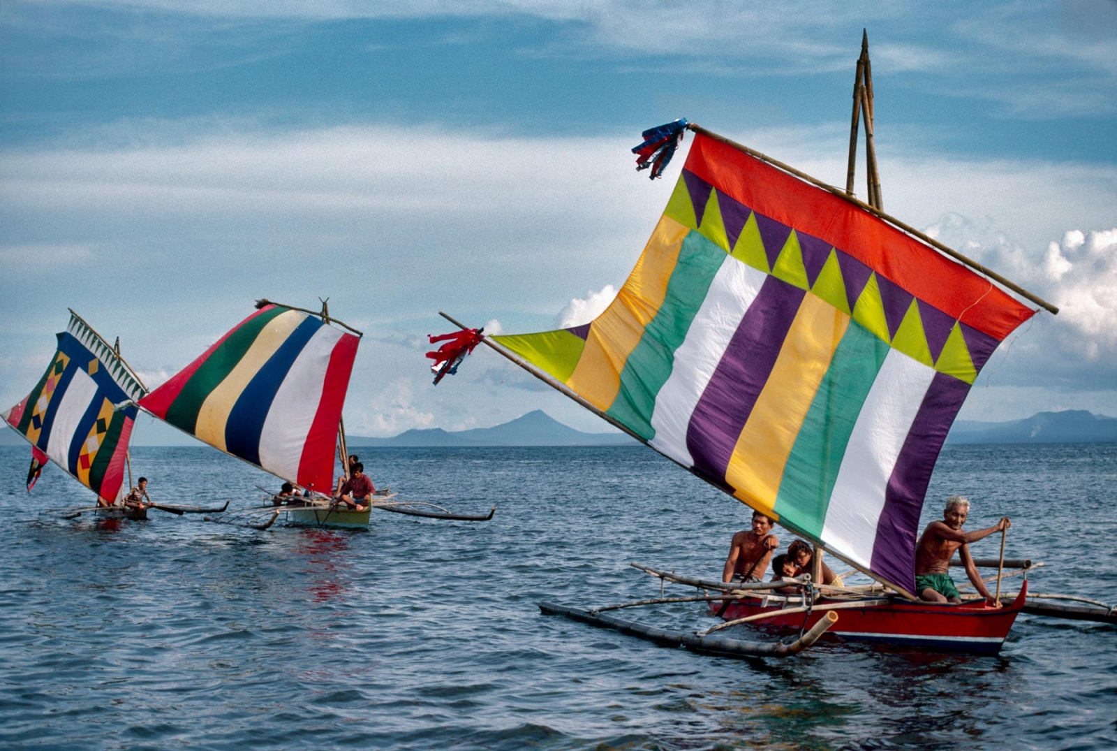 Лодки на море Сулу, Филиппины