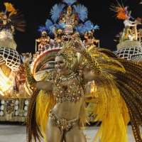 Проходящий в Бразилии карнавал