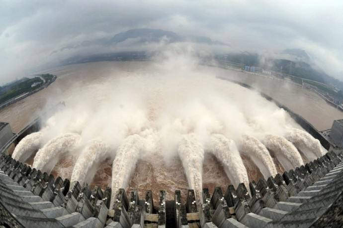 Самая большая плотина: ГЭС Цзиньпин-1