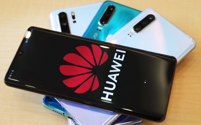 Huawei заключили сделку c TomTom по предоставлению услуг навигации