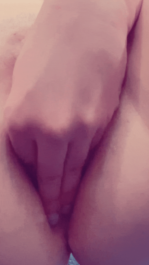 The face of Juicypussy2288 and her anal prolapse.