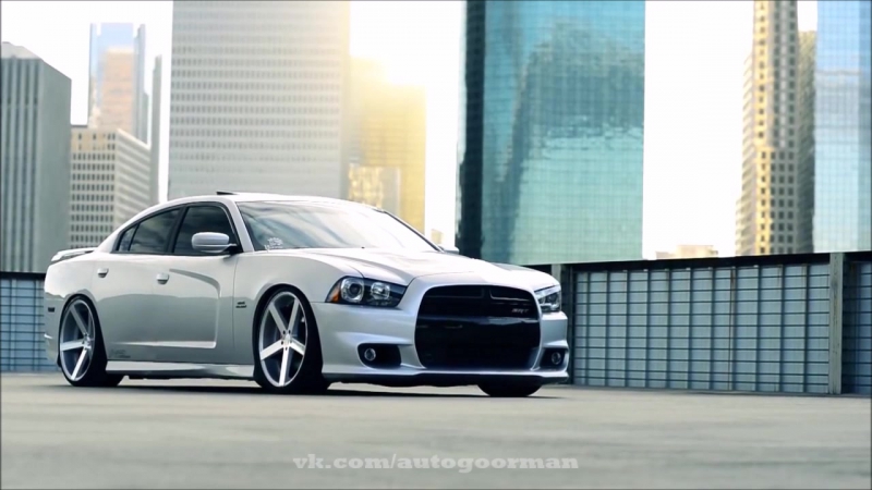 Dodge Charger SRT8