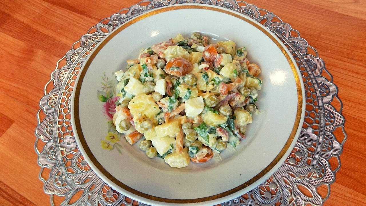 Картофельный салат с яйцом и маринованными грибами. Как приготовить простой салат из картофеля и яиц