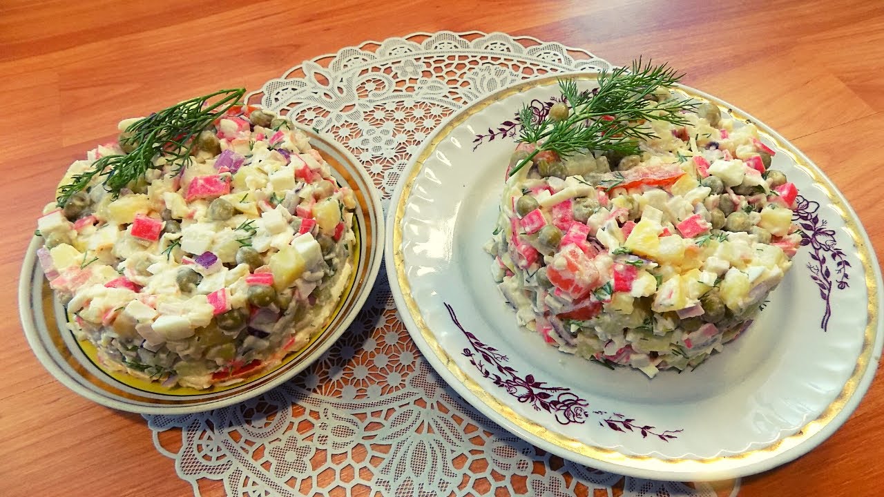 Крабовый салат с яйцами картофелем и зеленым горошком. Простой рецепт салата