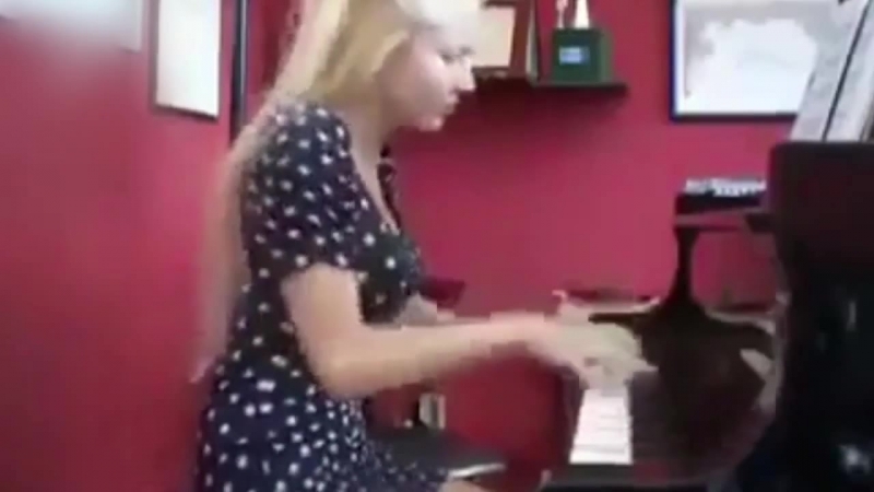 Сверхбыстрая игра на пианино