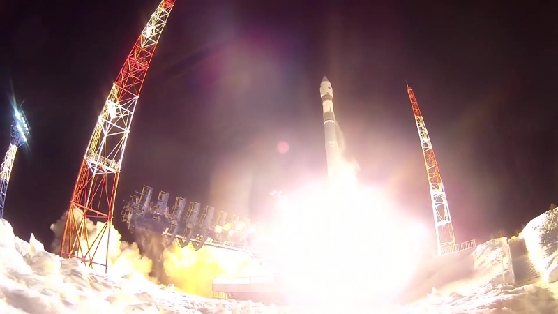 Soyuz-2.1v launches Kosmos-2525 (EMKA)