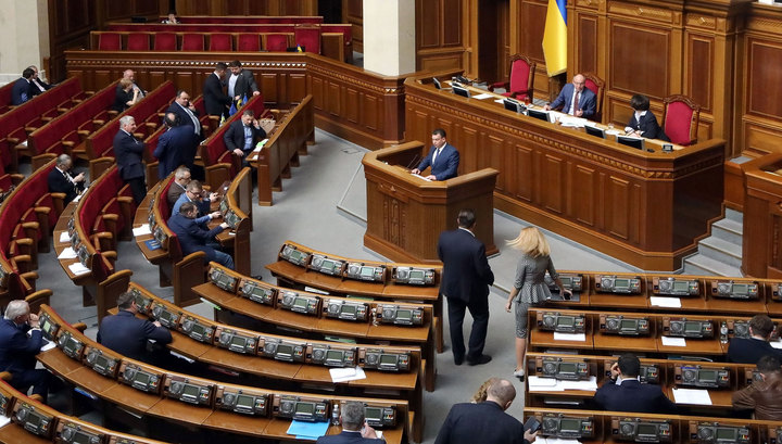 Глава КС Украины назвал свою отставку антиконституционным переворотом