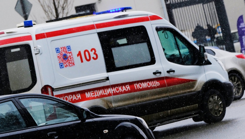 При пожаре в высотке на юге Москвы пострадали двое взрослых и ребенок