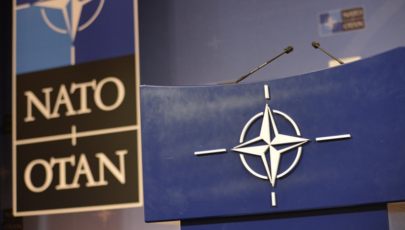 Клинцевич назвал враждебными заявления НАТО о "российской агрессии"