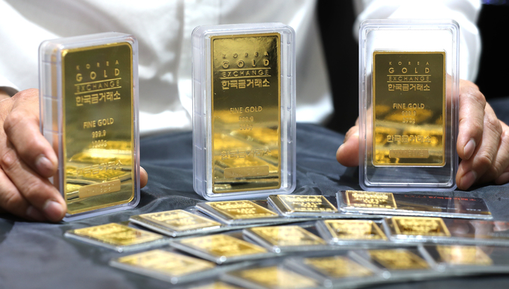 Что стоит за рекордным ростом стоимости золота?