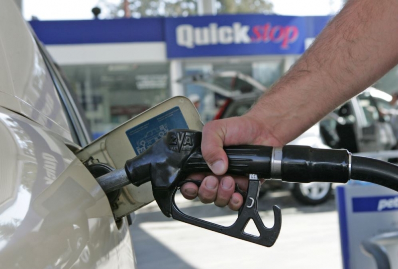 Цена на бензин на Кипре упала до 99,9 центов!