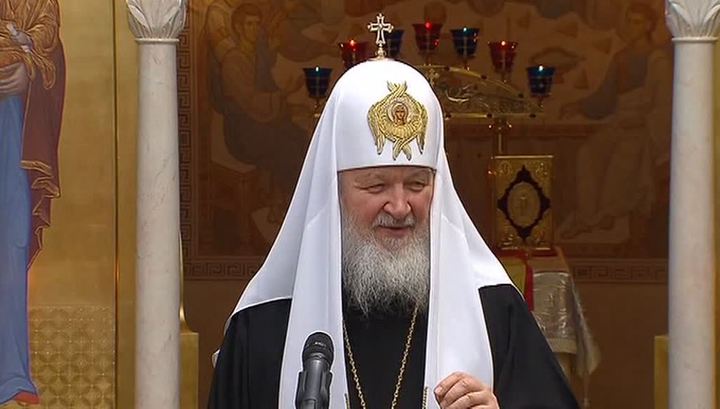 Патриарх Кирилл объяснил, как правильно подставлять другую щеку