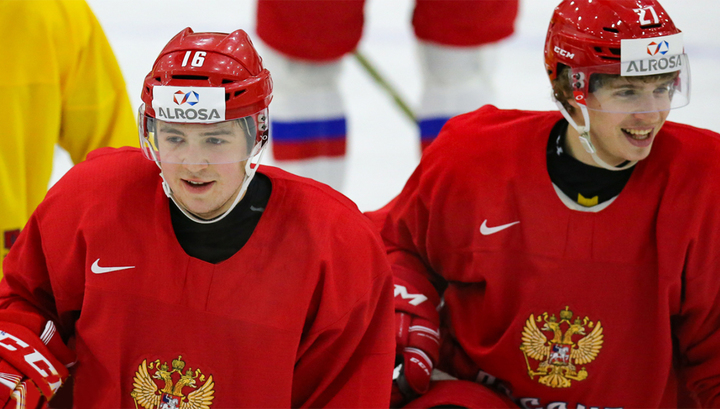 Сборная России выиграла у канадских хоккеистов второй матч суперсерии