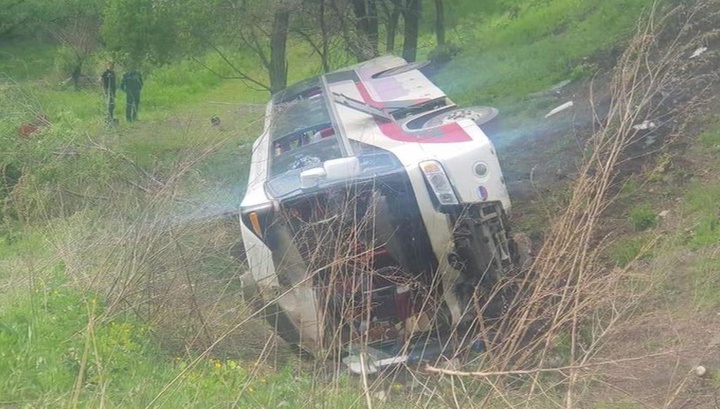 ДТП в Приморье: водителю стало плохо за рулем