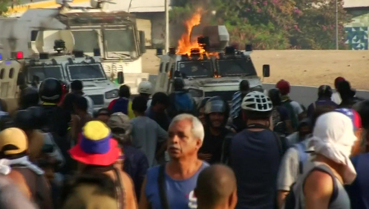 Венесуэльская оппозиция угрожает расправой сторонникам Мадуро