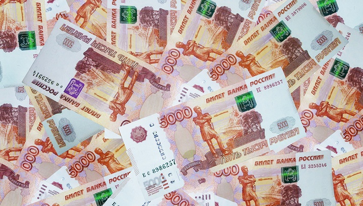ЦБ помогает экономике деньгами: денежная база увеличилась за год на 1,847 триллиона рублей