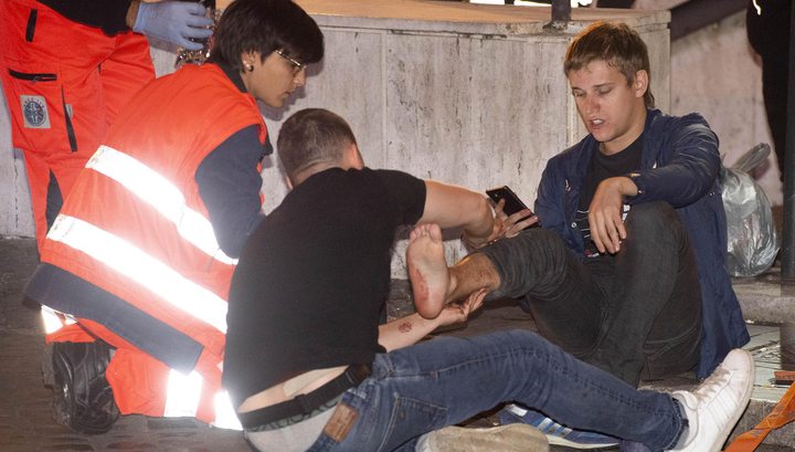 ЧП в Риме: пострадали 15 российских болельщиков